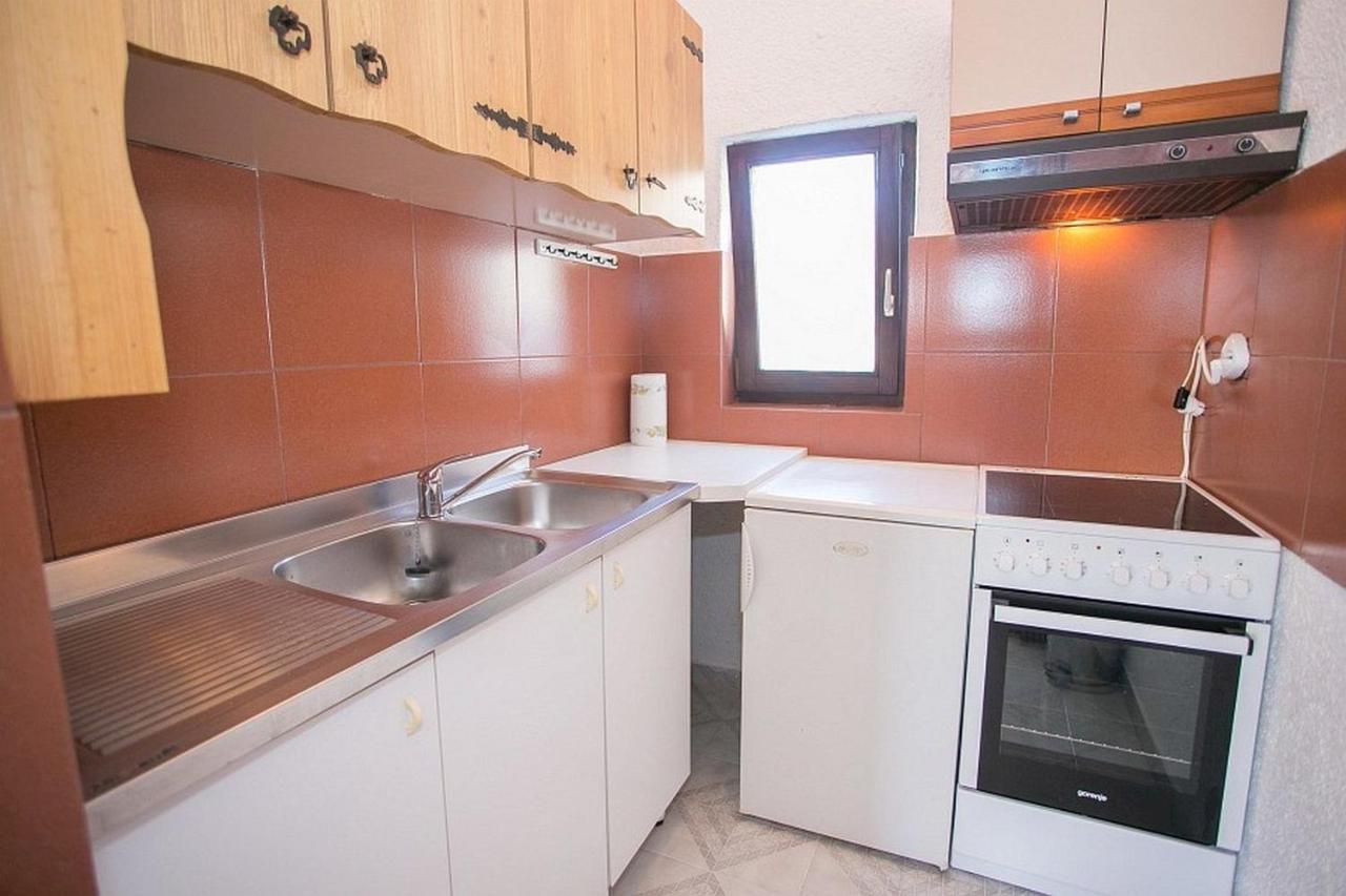 Apartments Materada ポレッチ エクステリア 写真