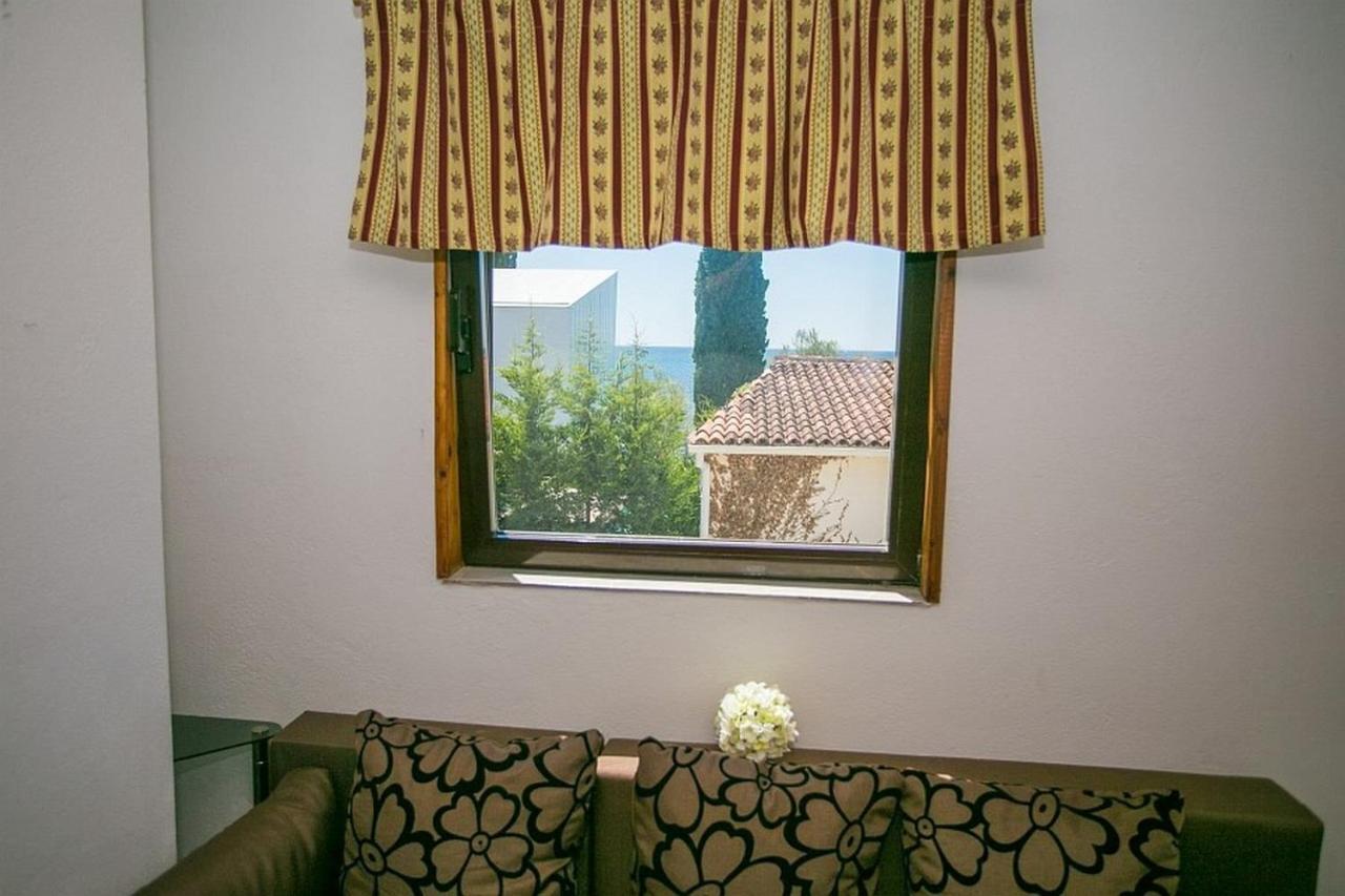 Apartments Materada ポレッチ エクステリア 写真