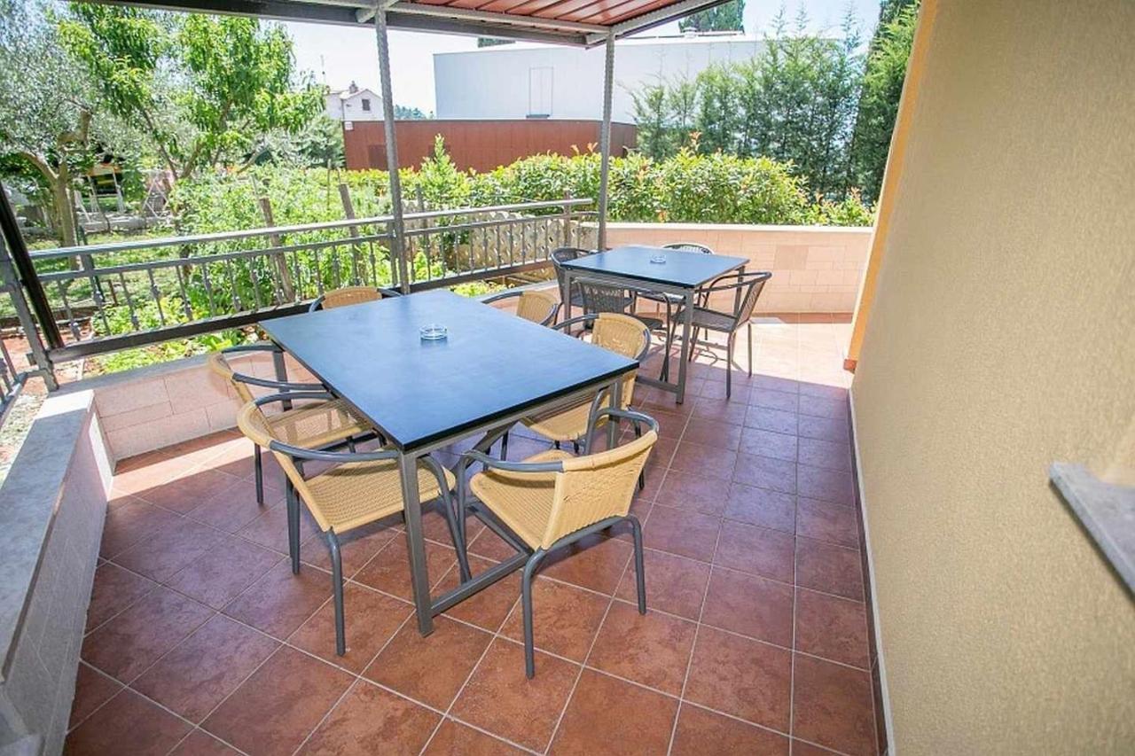Apartments Materada ポレッチ エクステリア 写真