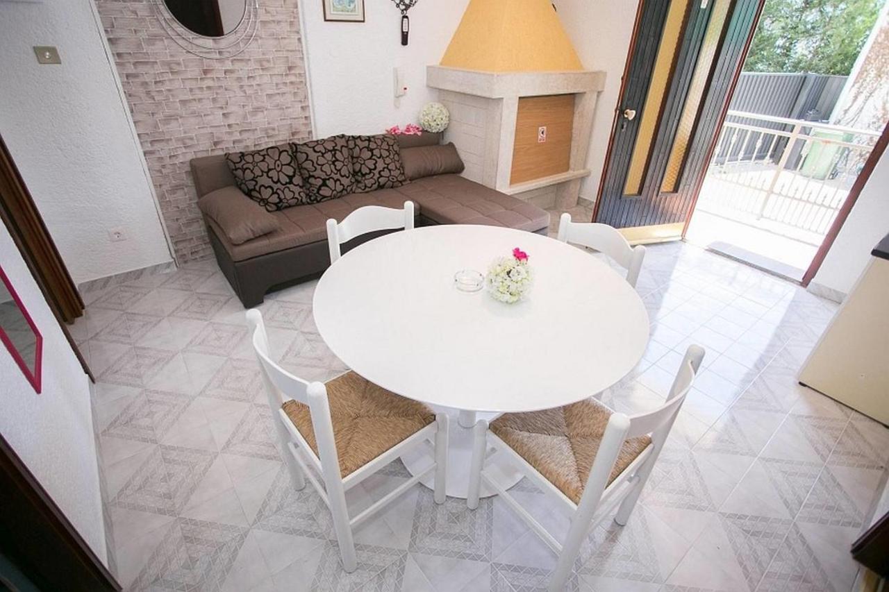 Apartments Materada ポレッチ エクステリア 写真