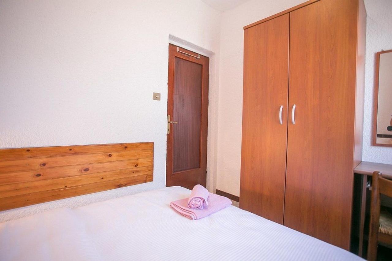 Apartments Materada ポレッチ エクステリア 写真